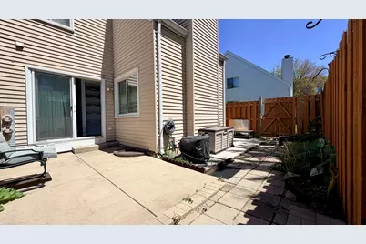 750 Crescent Way, Hanover Park, IL 60133 - Photo 19