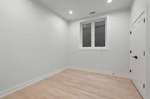 428 E 50th Pl, Chicago, IL 60615 - Photo 11