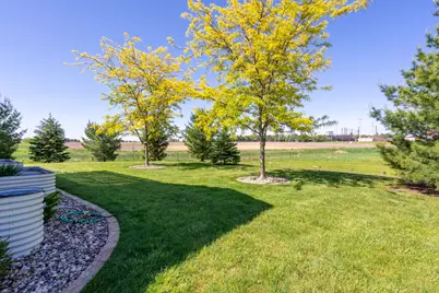 602 E Sheridan Drive, Eldridge, IA 52748 - Photo 41