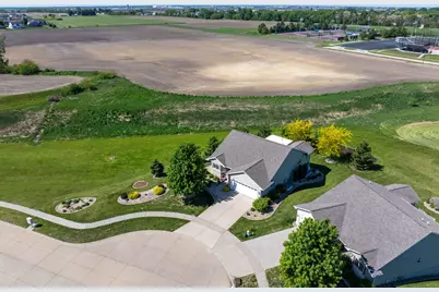 602 E Sheridan Drive, Eldridge, IA 52748 - Photo 47