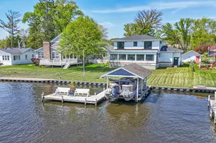 1617 Sunnyside Beach Dr, Johnsburg, IL 60051 - Photo 17