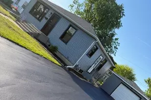 1303 Schriber Ave, Joliet, IL 60435 - Photo 1