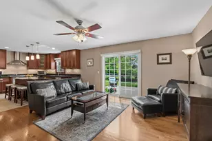 36338 N Douglas Terrace, Gurnee, IL 60031 - Photo 9
