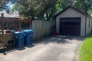 814 Iowa Ave, Aurora, IL 60506 - Photo 23