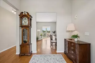 1369 Calamus Ln, Grayslake, IL 60030 - Photo 9