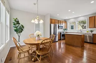 1369 Calamus Ln, Grayslake, IL 60030 - Photo 11