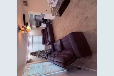 1812 Burry Circle Drive, Crest Hill, IL 60403 - Photo 9
