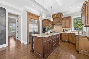 7 S Quincy St, Hinsdale, IL 60521 - Photo 9