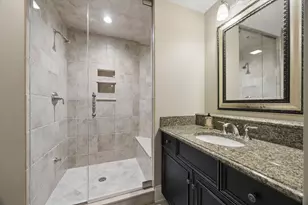 7 S Quincy St, Hinsdale, IL 60521 - Photo 27