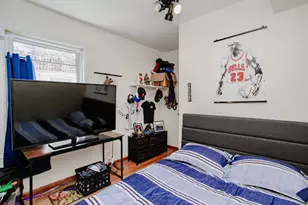 4133 W Melrose St, Chicago, IL 60641 - Photo 37