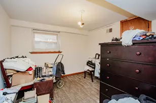 4133 W Melrose St, Chicago, IL 60641 - Photo 45