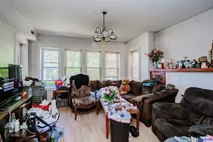 4133 W Melrose St, Chicago, IL 60641 - Photo 9