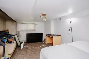 4133 W Melrose St, Chicago, IL 60641 - Photo 47