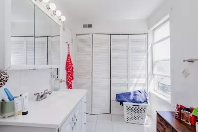 4133 W Melrose Street, Chicago, IL 60641 - Photo 29