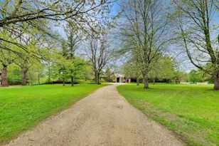 27125 N Williams Park Rd, Wauconda, IL 60084 - Photo 3