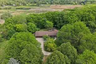 27125 N Williams Park Rd, Wauconda, IL 60084 - Photo 9