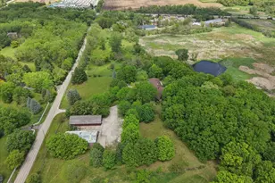 27125 N Williams Park Rd, Wauconda, IL 60084 - Photo 9