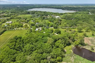 27125 N Williams Park Rd, Wauconda, IL 60084 - Photo 7