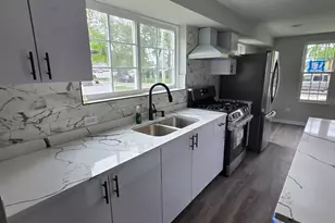 10615 Schubert Ave, Melrose Park, IL 60164 - Photo 5