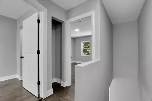 735 E 105th St, Chicago, IL 60628 - Photo 19
