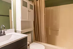 1010 Arlene Ct, Bloomington, IL 61701 - Photo 17