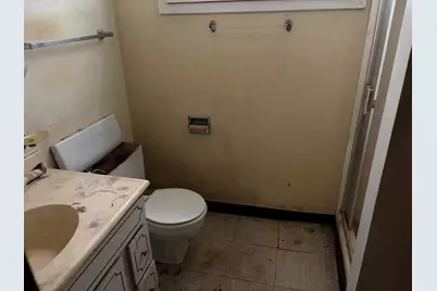 10031 S Forest Avenue, Chicago, IL 60628 - Photo 17
