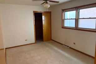 10031 S Forest Ave, Chicago, IL 60628 - Photo 5