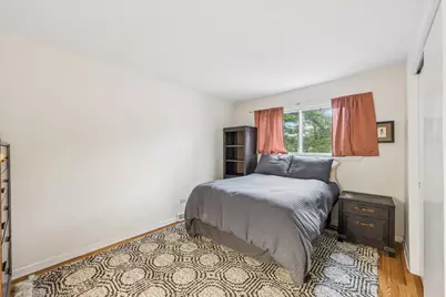 24 E Congress Street, Villa Park, IL 60181 - Photo 9