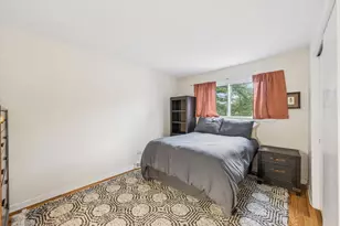 24 E Congress St, Villa Park, IL 60181 - Photo 9
