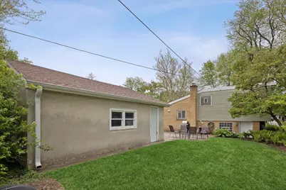 24 E Congress Street, Villa Park, IL 60181 - Photo 17