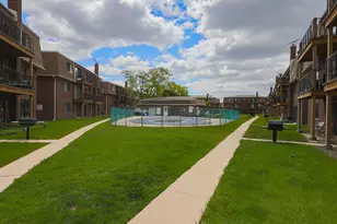 1412 Carol Ct, Palatine, IL 60074 - Photo 17