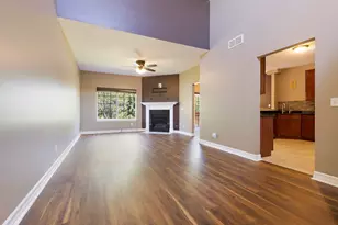 2246 Derby Ln, Belvidere, IL 61008 - Photo 3