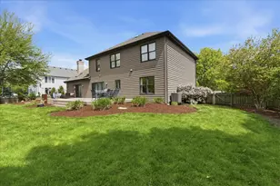 2607 Bangert Ct, Naperville, IL 60564 - Photo 37