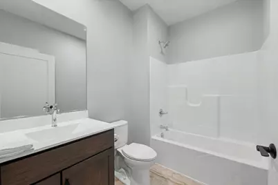 306 E Pine Street, Fairbury, IL 61739 - Photo 33