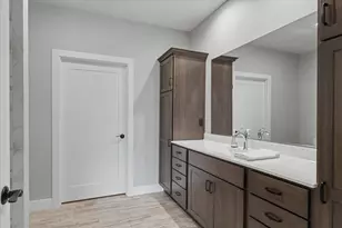 306 E Pine St, Fairbury, IL 61739 - Photo 27
