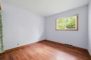 324 Birchwood Ln, Dekalb, IL 60115 - Photo 23