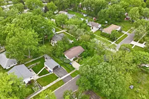 324 Birchwood Ln, Dekalb, IL 60115 - Photo 5