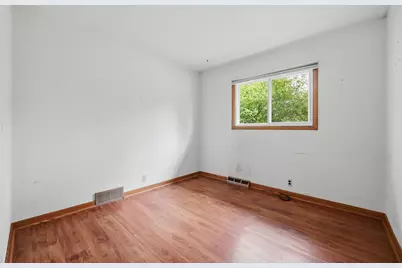 324 Birchwood Lane, Dekalb, IL 60115 - Photo 21