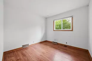 324 Birchwood Ln, Dekalb, IL 60115 - Photo 21