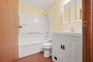 324 Birchwood Ln, Dekalb, IL 60115 - Photo 25