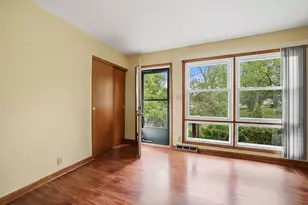 324 Birchwood Ln, Dekalb, IL 60115 - Photo 7
