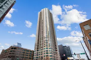 400 N La Salle Dr, Chicago, IL 60654 - Photo 1