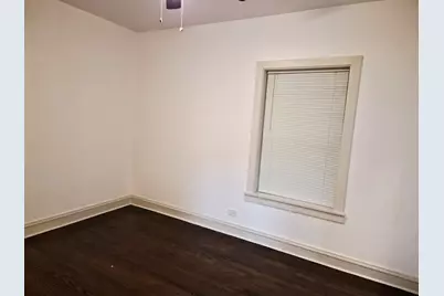 7826 S Bennett Avenue #1, Chicago, IL 60649 - Photo 11