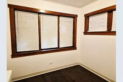7826 S Bennett Avenue #1, Chicago, IL 60649 - Photo 15