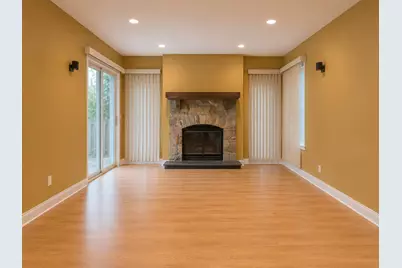 1410 Margate Drive, Buffalo Grove, IL 60089 - Photo 9
