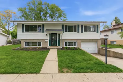 25 N Prindle Avenue, Arlington Heights, IL 60004 - Photo 1