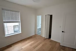 616 W Patterson Ave, Chicago, IL 60613 - Photo 13