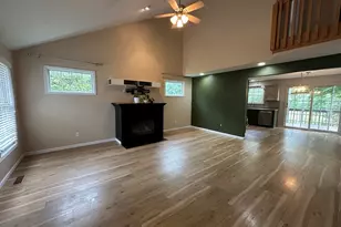 109 Labrador Ln, Downs, IL 61736 - Photo 3
