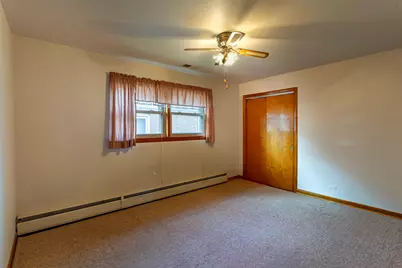 5304 S Mulligan Avenue, Chicago, IL 60638 - Photo 9