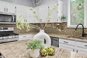1208 Amaranth Dr, Naperville, IL 60564 - Photo 7